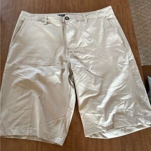 BKE Men's Cream Shorts